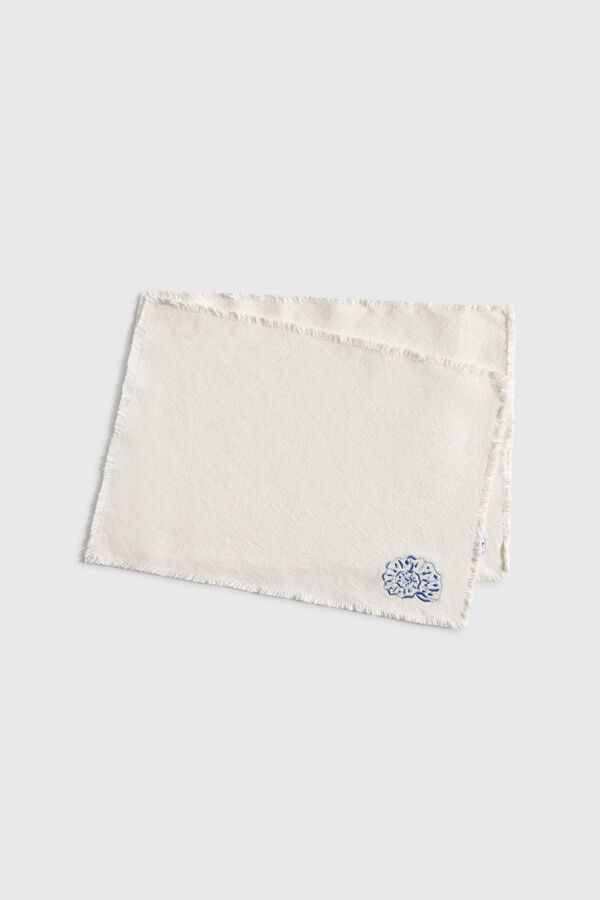 Textura Embroidered placemat blue