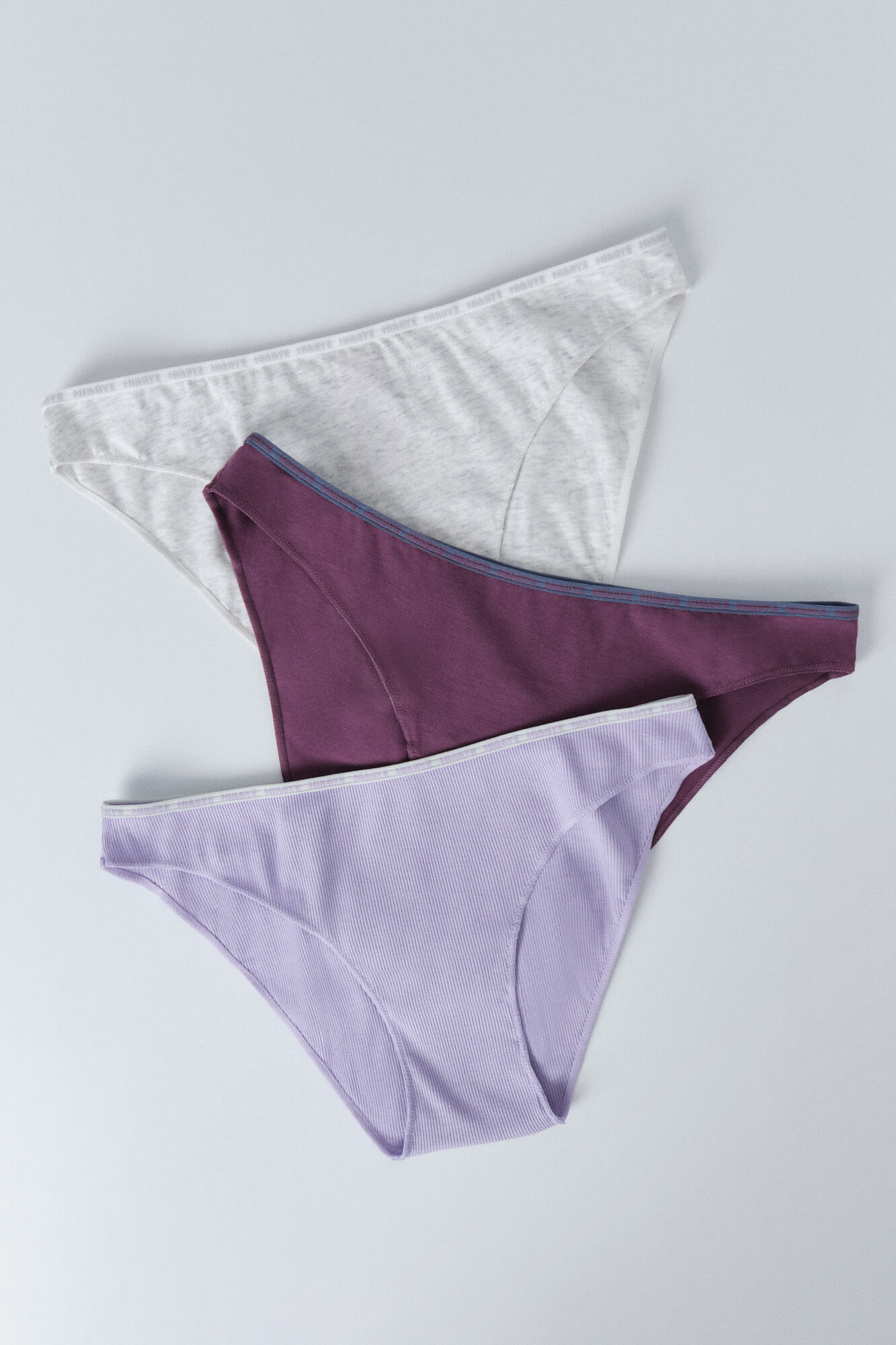 HI&BYE Pack of 3 classic panties in purple, lilac, and gray