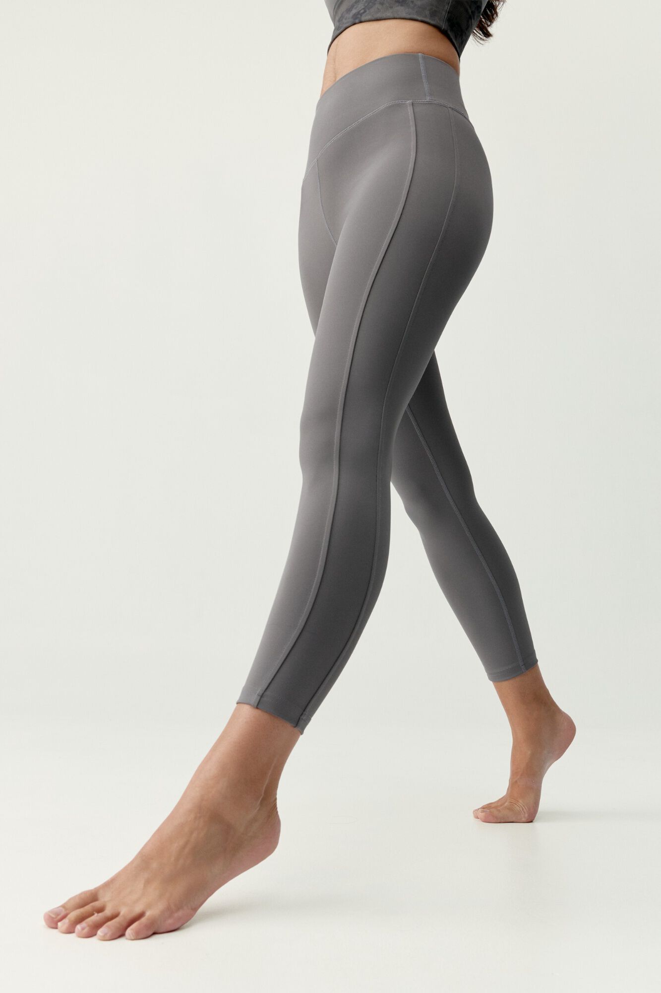 Born Living Yoga Mink Rise leggings