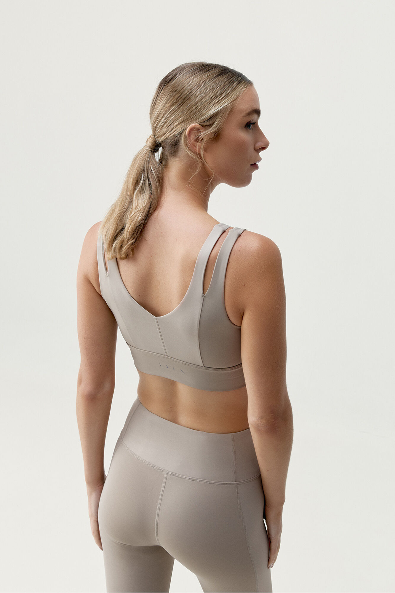 Born Living Yoga Sujetador top deportivo Maan gris&nbsp;
