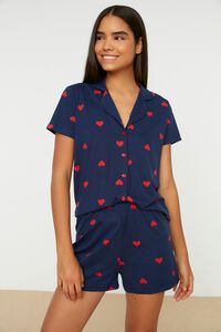 Trendyol Conjunto pijama camisero corto corazones