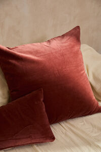 Calma House Funda de coj&iacute;n cuadrada de terciopelo en tono tierra Velour