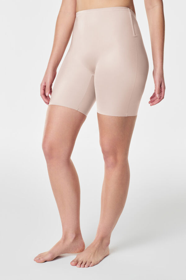 Spanx Unsichtbarer figurformend Slip Nude