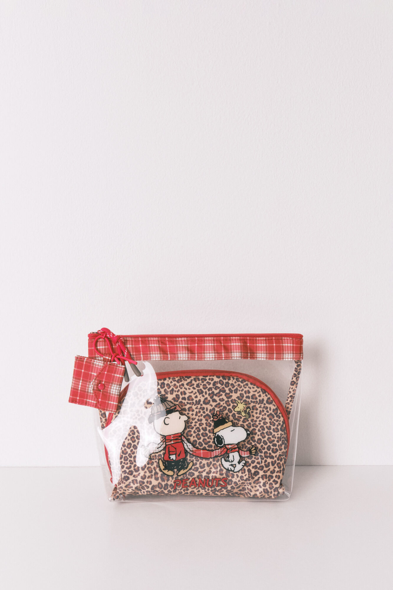 Women'secret Pack of 2 animal print and Snoopy toiletry bags