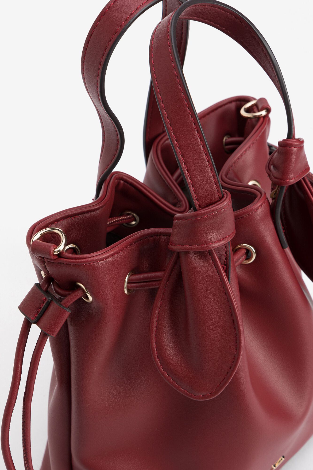 Vilanova Bucket bag