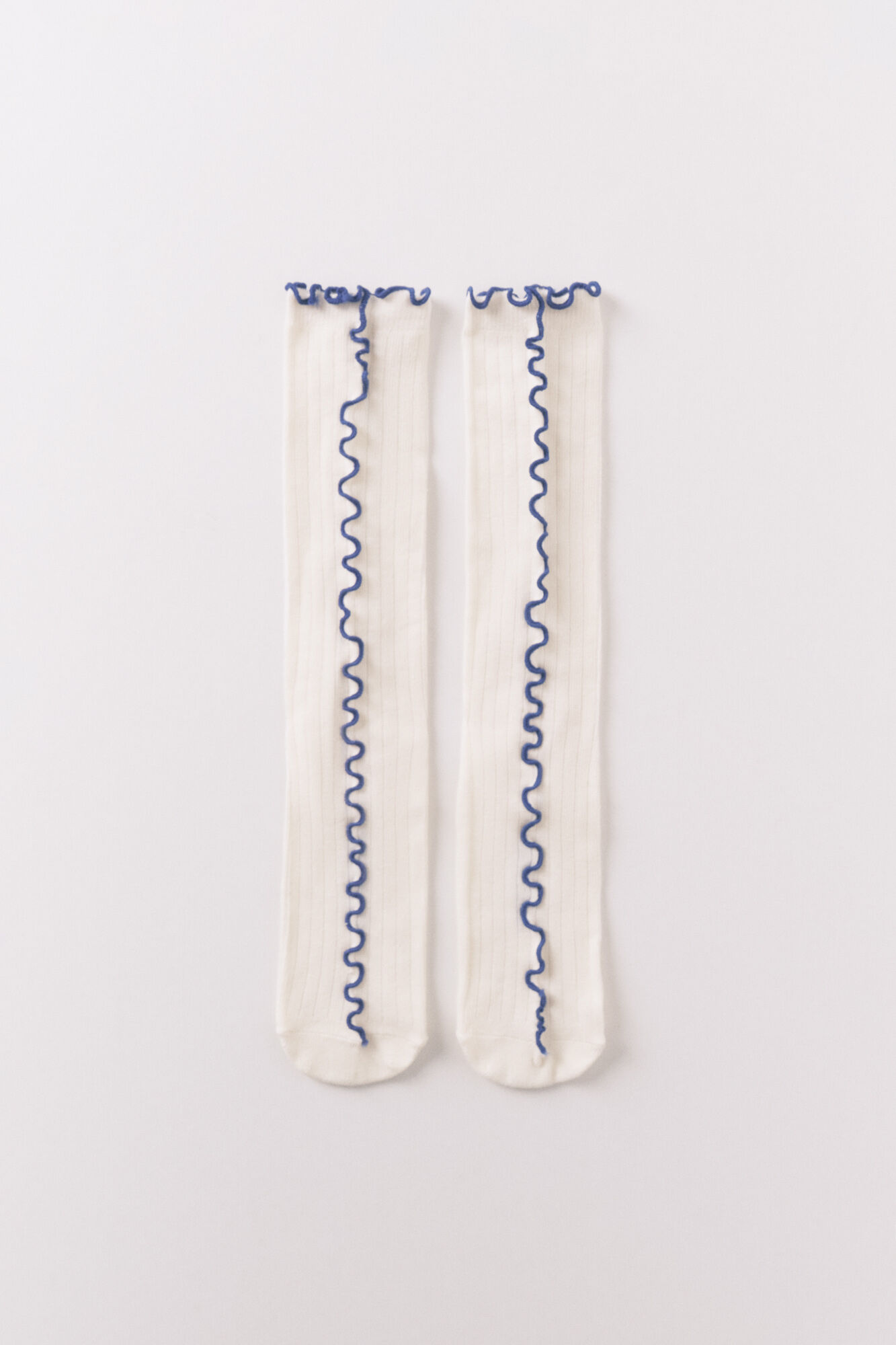 Women'secret White long contrast thread socks