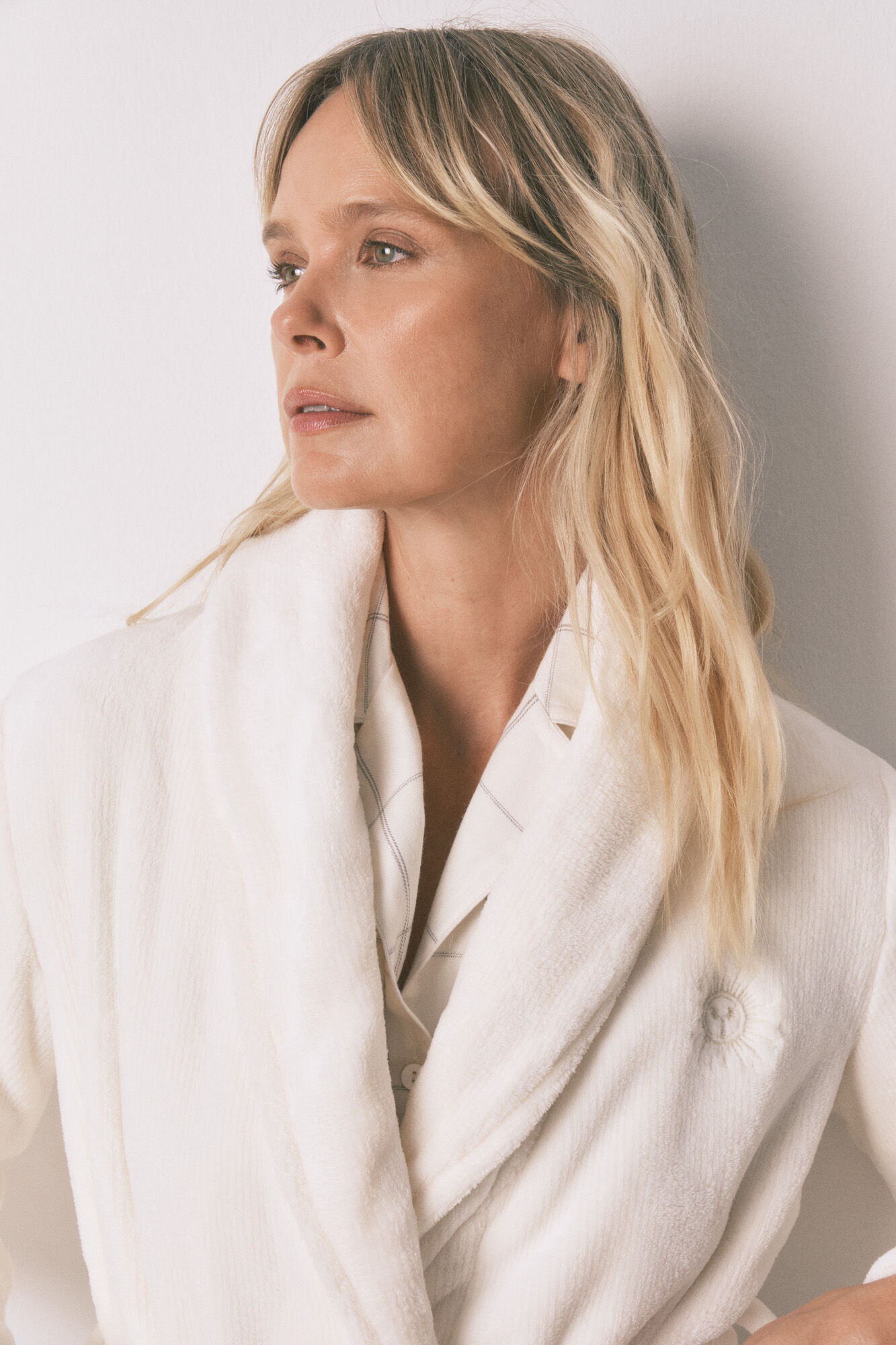 Women'secret White velvety fleece midi robe