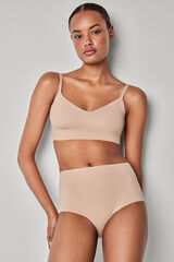 Gisela Braga alta reductora con refuerzo nude