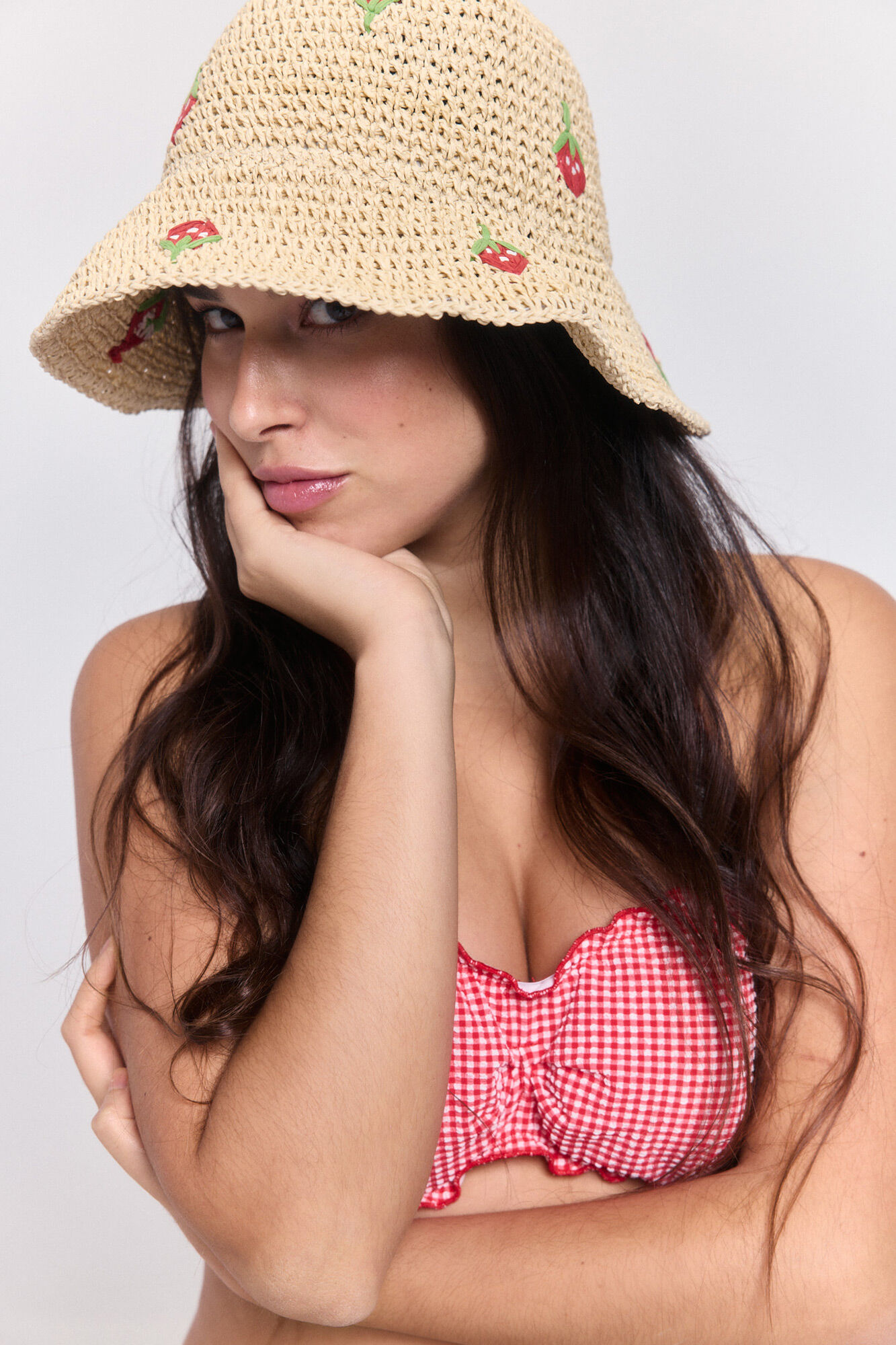 Pieces Bucket hat Paperstraw bordado