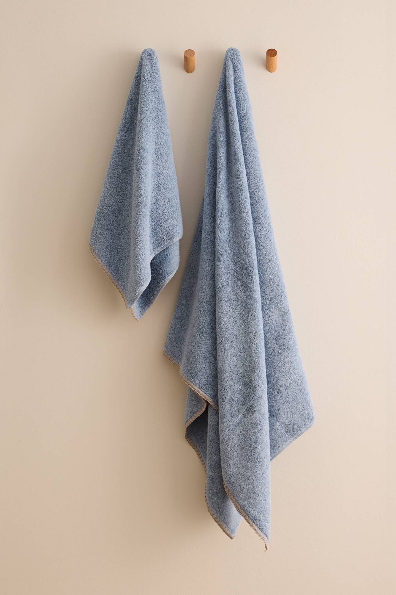 Textura Badetuch mit Ziersteppung