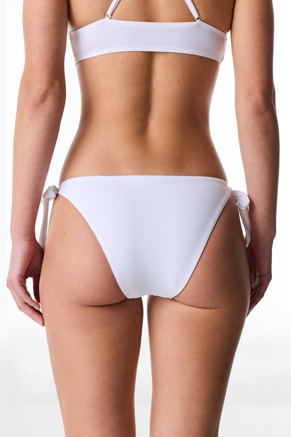 Penti Braga bikini brasile&ntilde;a lazos blanco