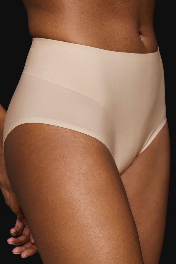 Triumph Calcinha ilus&atilde;o de maquiagem body maxi bege
