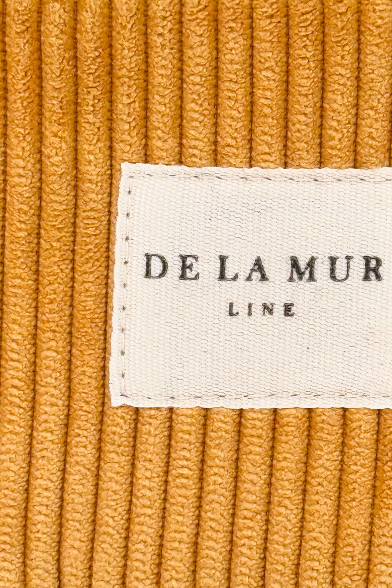 De La Mur Bolsito Porta M&oacute;vil Taz