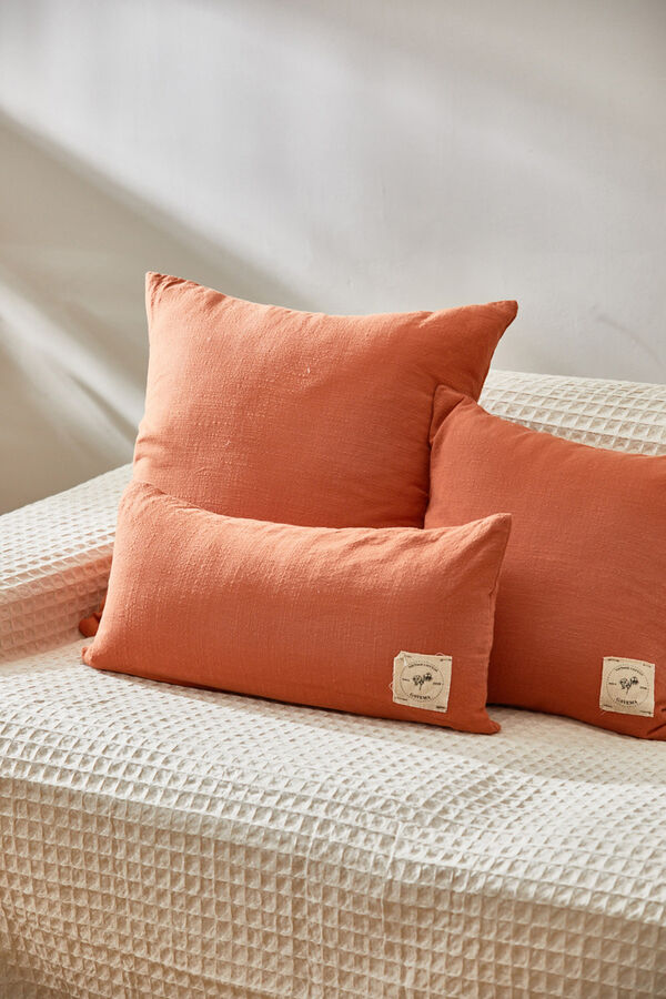 Calma House Gavema terracotta cushion cover red