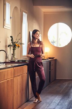 Womensecret Super Comfort stretch velvet trousers in maroon printed