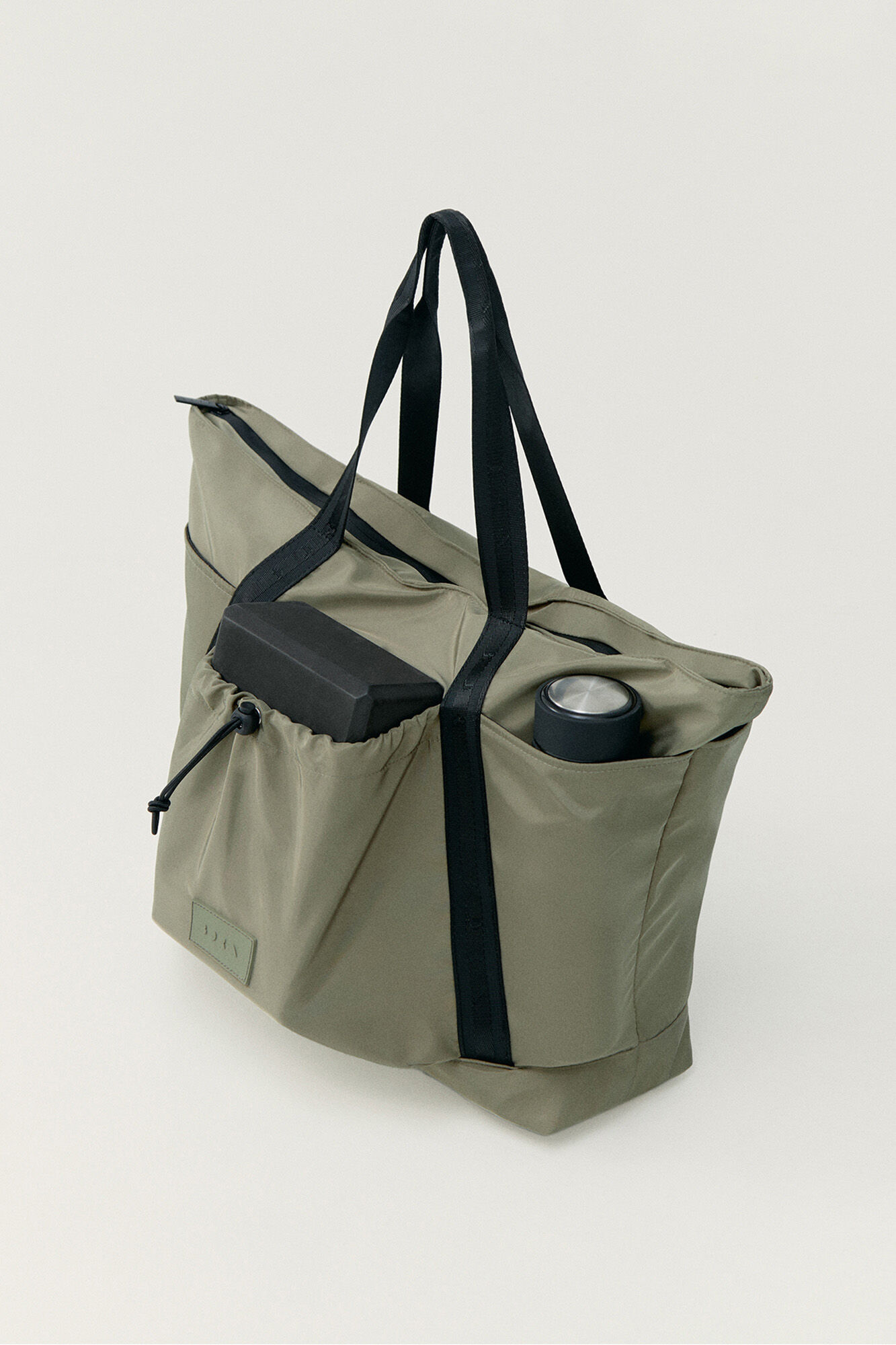 Born Living Yoga Mehrzweck-Tasche Away Walnut