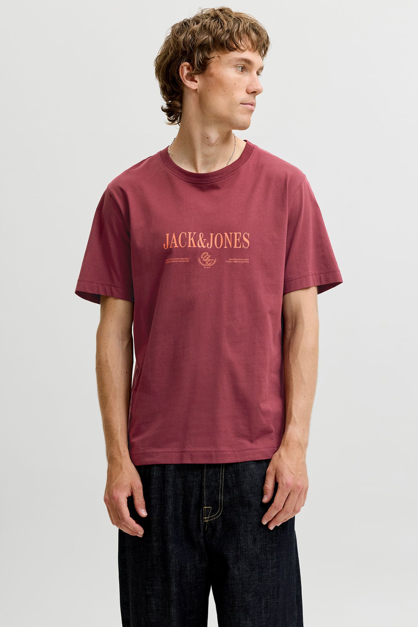 Jack & Jones T-shirt regular em algod&atilde;o