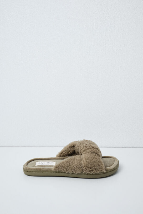 Women'secret Green faux shearling knot slippers printed