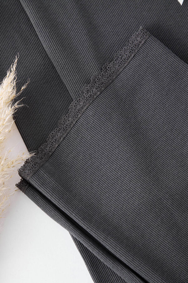 Trendyol Conjunto de pijama de algod&atilde;o canelado com detalhes de renda cinzento