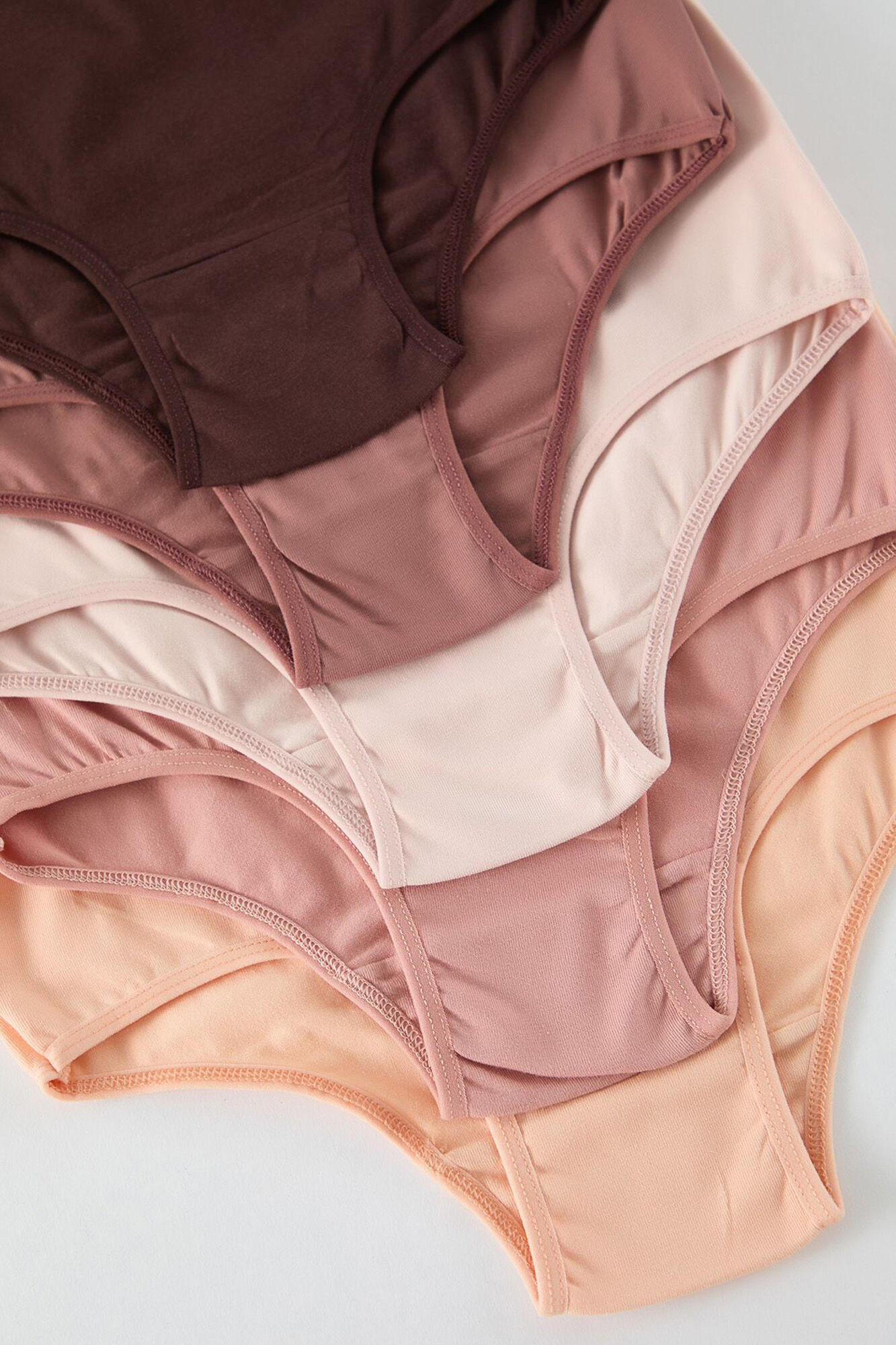 Trendyol Paquete de 5 Bragas cl&aacute;sicas de algod&oacute;n de cintura alta marr&oacute;n multicolor.&nbsp;&nbsp;