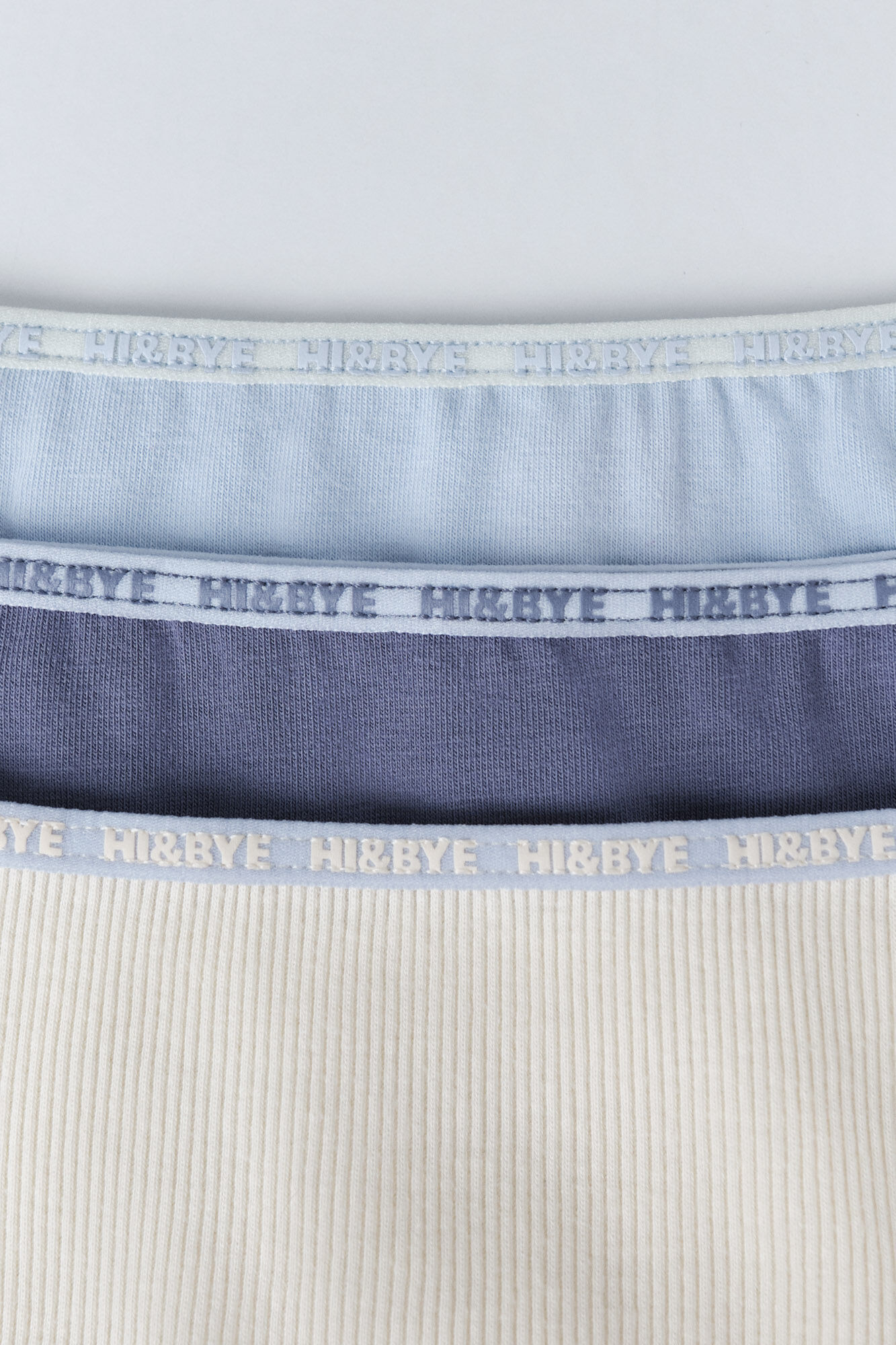 HI&BYE Pack of 3 classic panties in blue, yellow, and light blue
