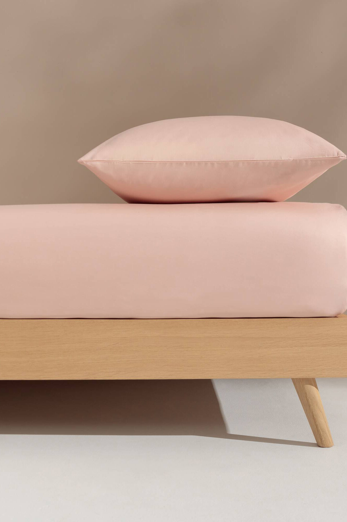 Textura Spannbetttuch Bio-Baumwolle. Bett 135-140 cm.