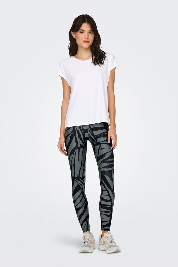 Only Play T-shirt b&aacute;sica manga curta branco