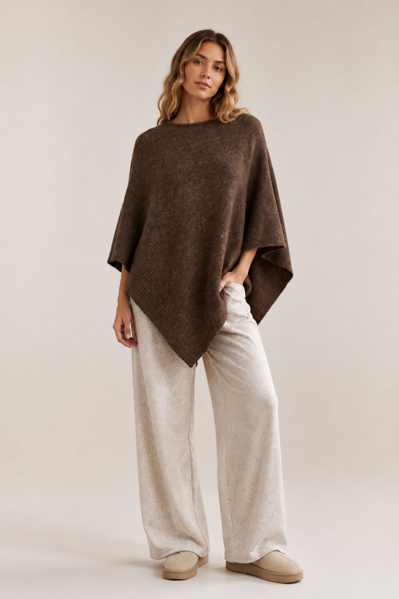 Pieces Poncho de malha com brilho