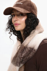Pieces Gorra Antelina Bordada marr&oacute;n