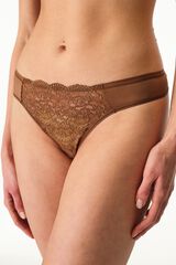 Penti Tanga Essentials con Encaje marr&oacute;n