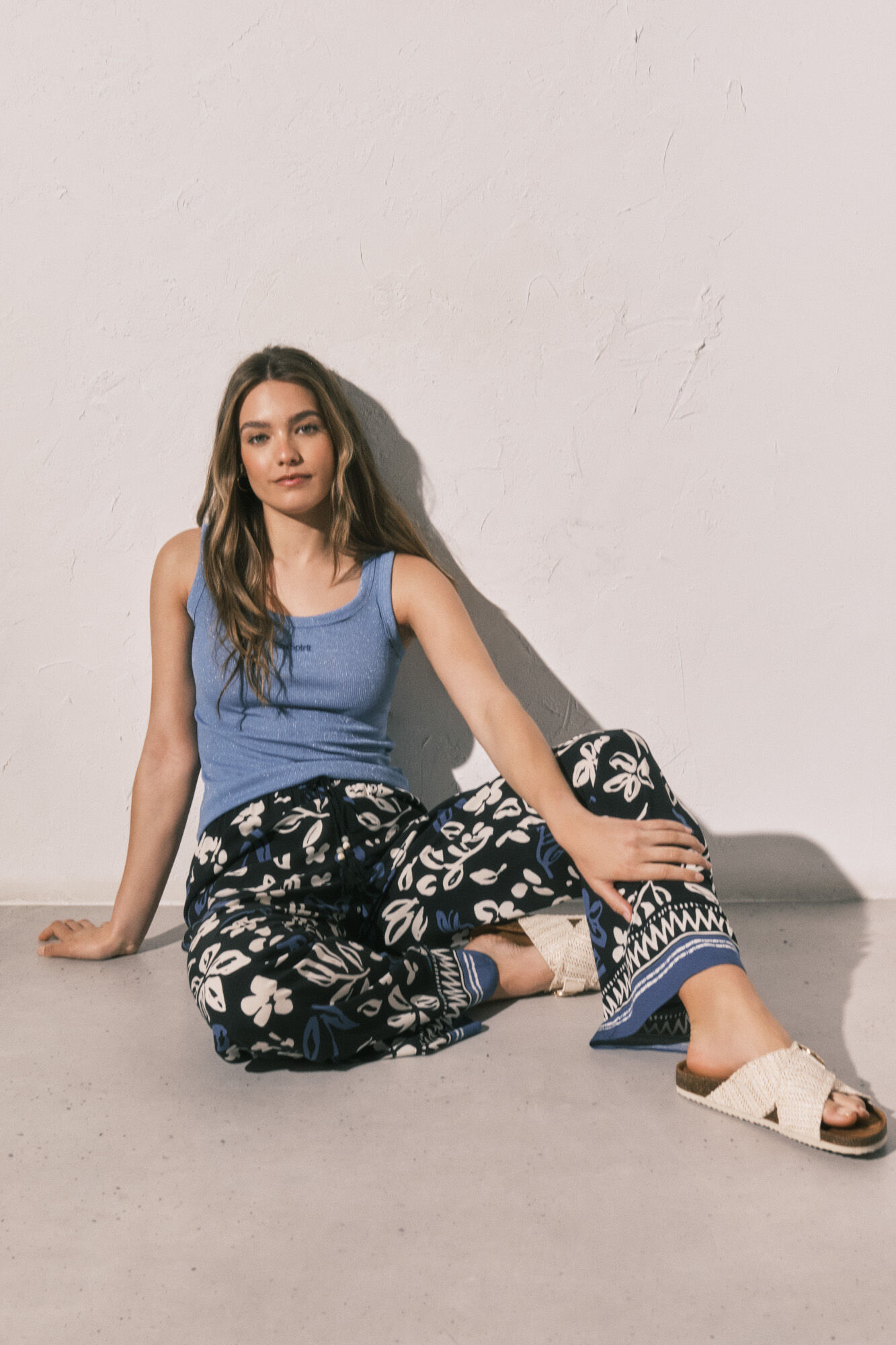 Women'secret Blauer Hose mit Blumenprint