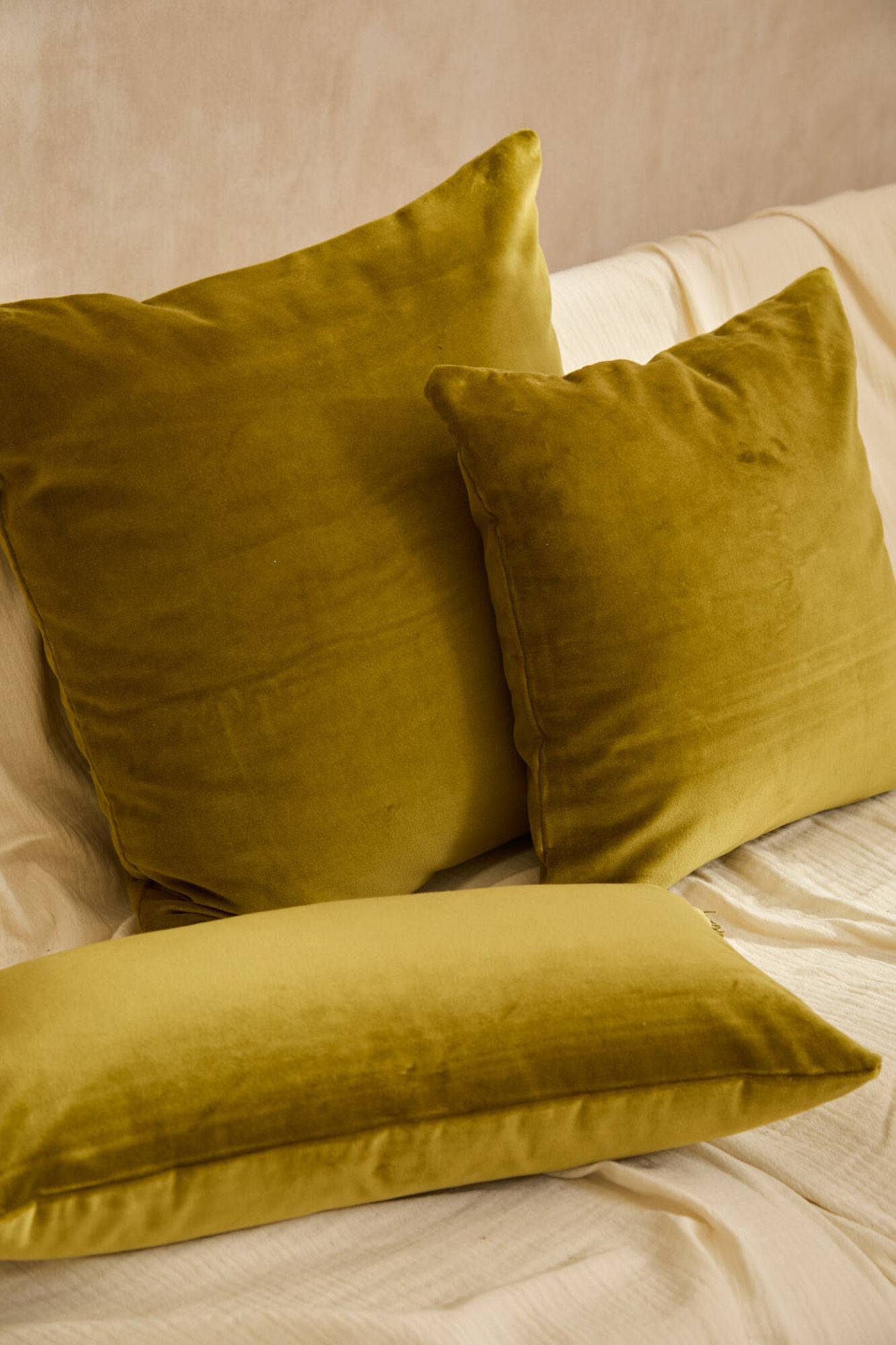 Calma House Funda de coj&iacute;n cuadrada de terciopelo verde Velour