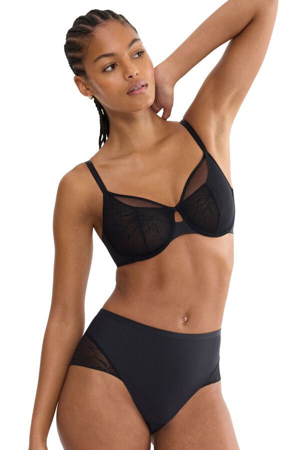 Triumph Sujetador lencero con aro negro