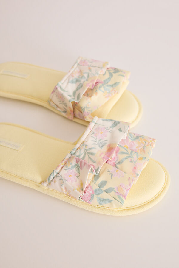 Womensecret Yellow floral open slippers printed