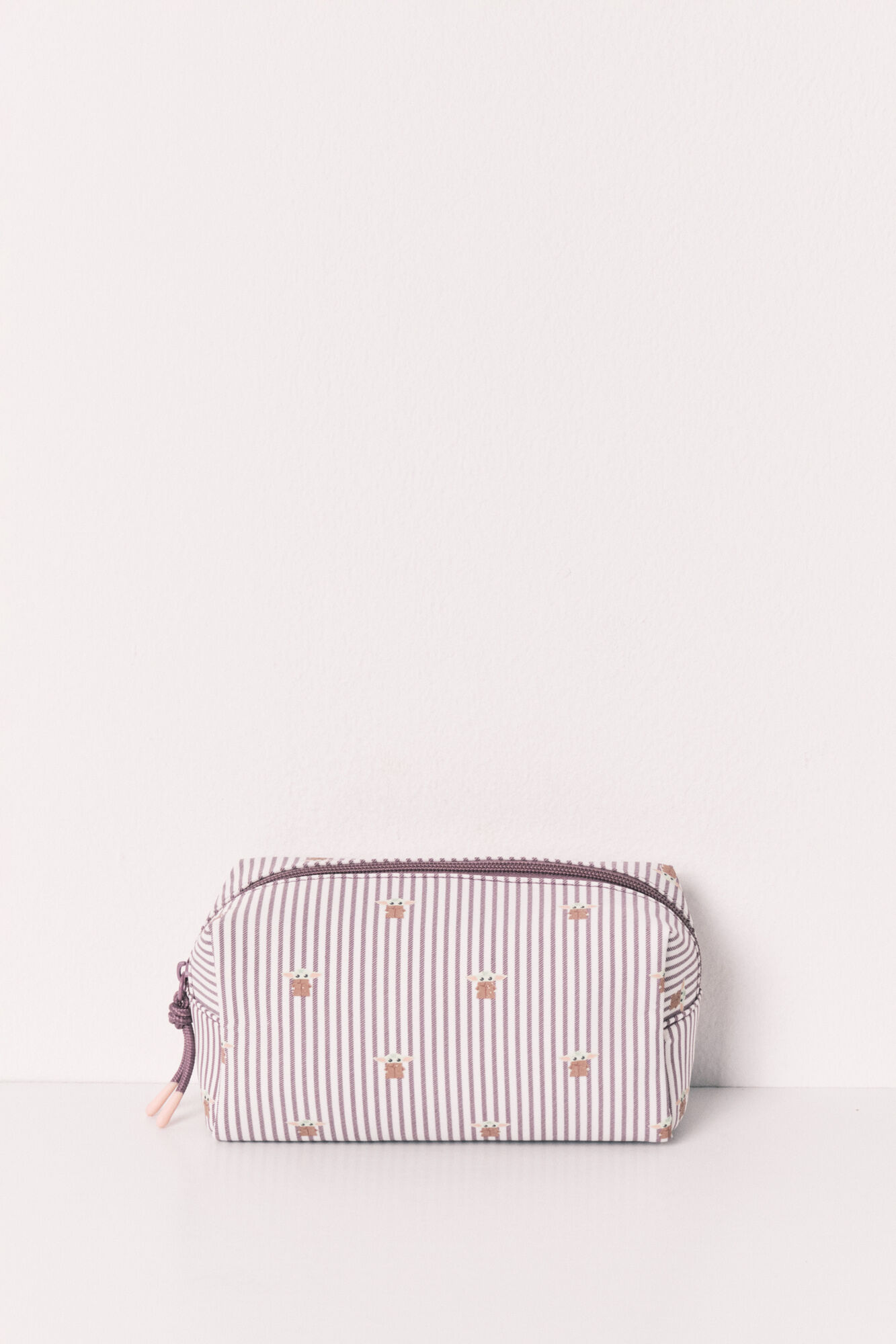 Women'secret Striped vanity case Baby Yoda