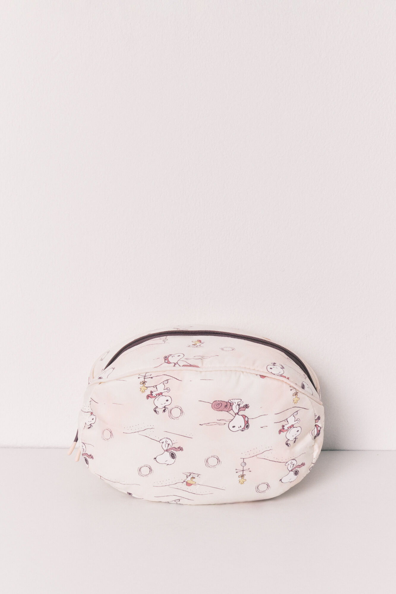 Women'secret Pink medium vanity case Snoopy