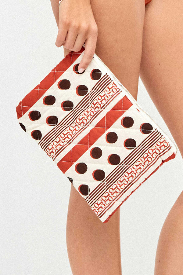 Gisela Bolso neceser mano estampado lunares blanco