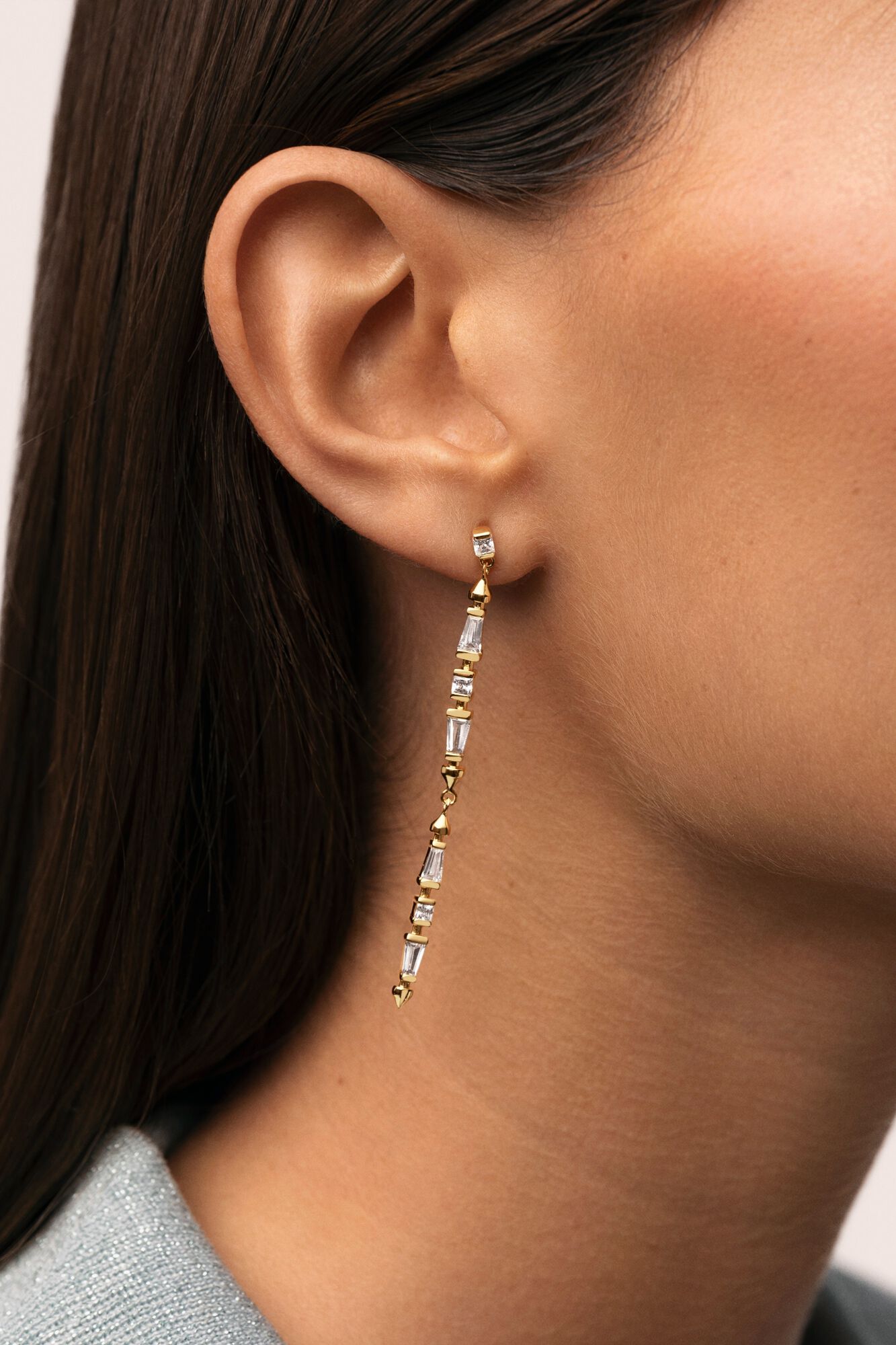 Singularu Ohrringe Long Iris vergoldet