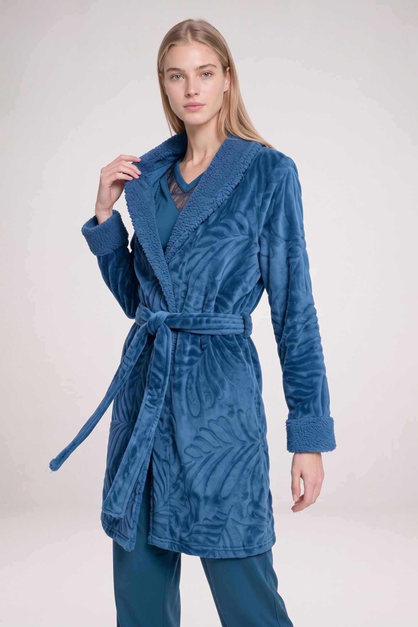 Gisela Printed button-up short robe with belt