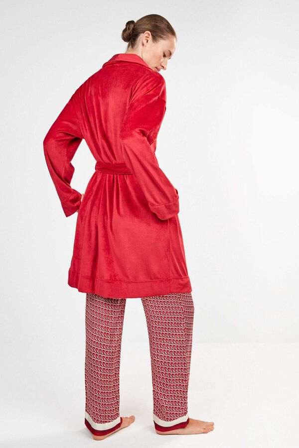Gisela Buttoned robe with shoulder pleats burgundy