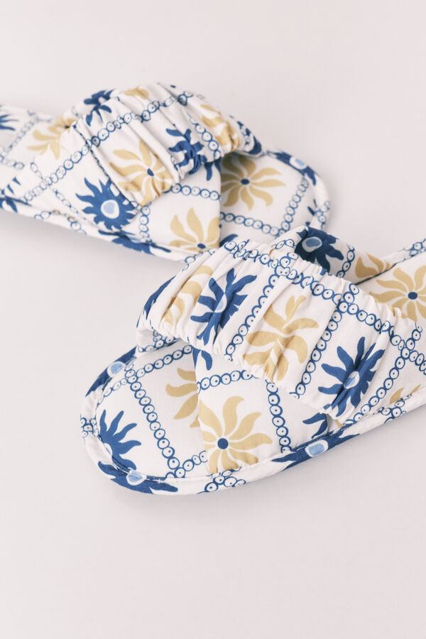 Women'secret Multicoloured slippers travel pack soles beige