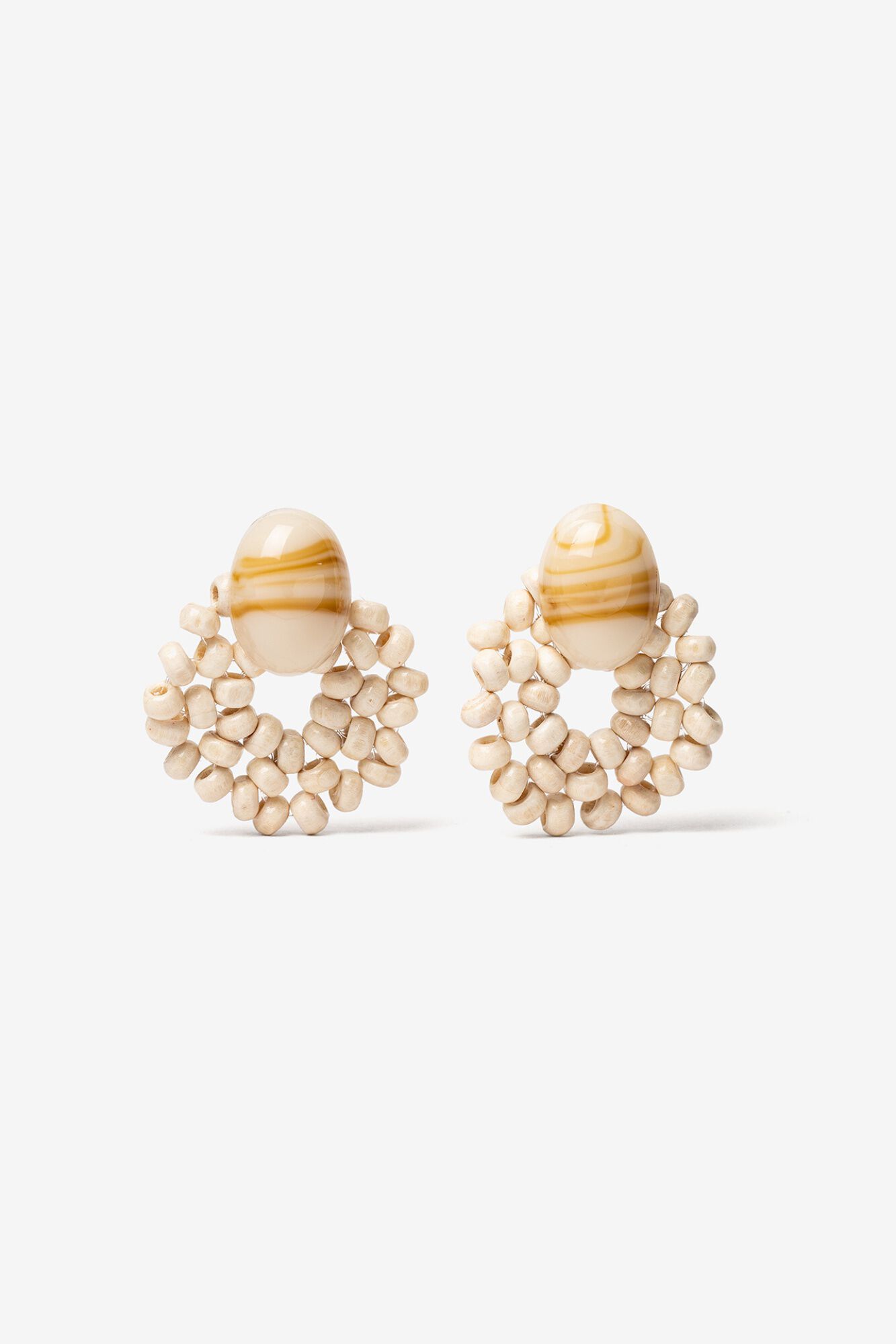 Vilanova Pendientes ovalados cuentas madera