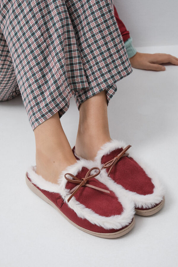 Women'secret Burgundy faux fur loafer slippers red