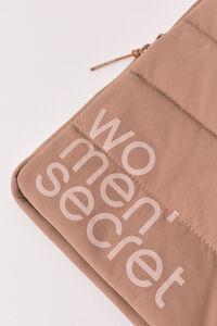 Women'secret Brown puffer logo tablet case