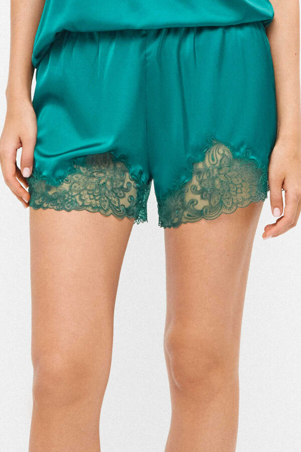 Gisela Short lencero bordados encaje verde