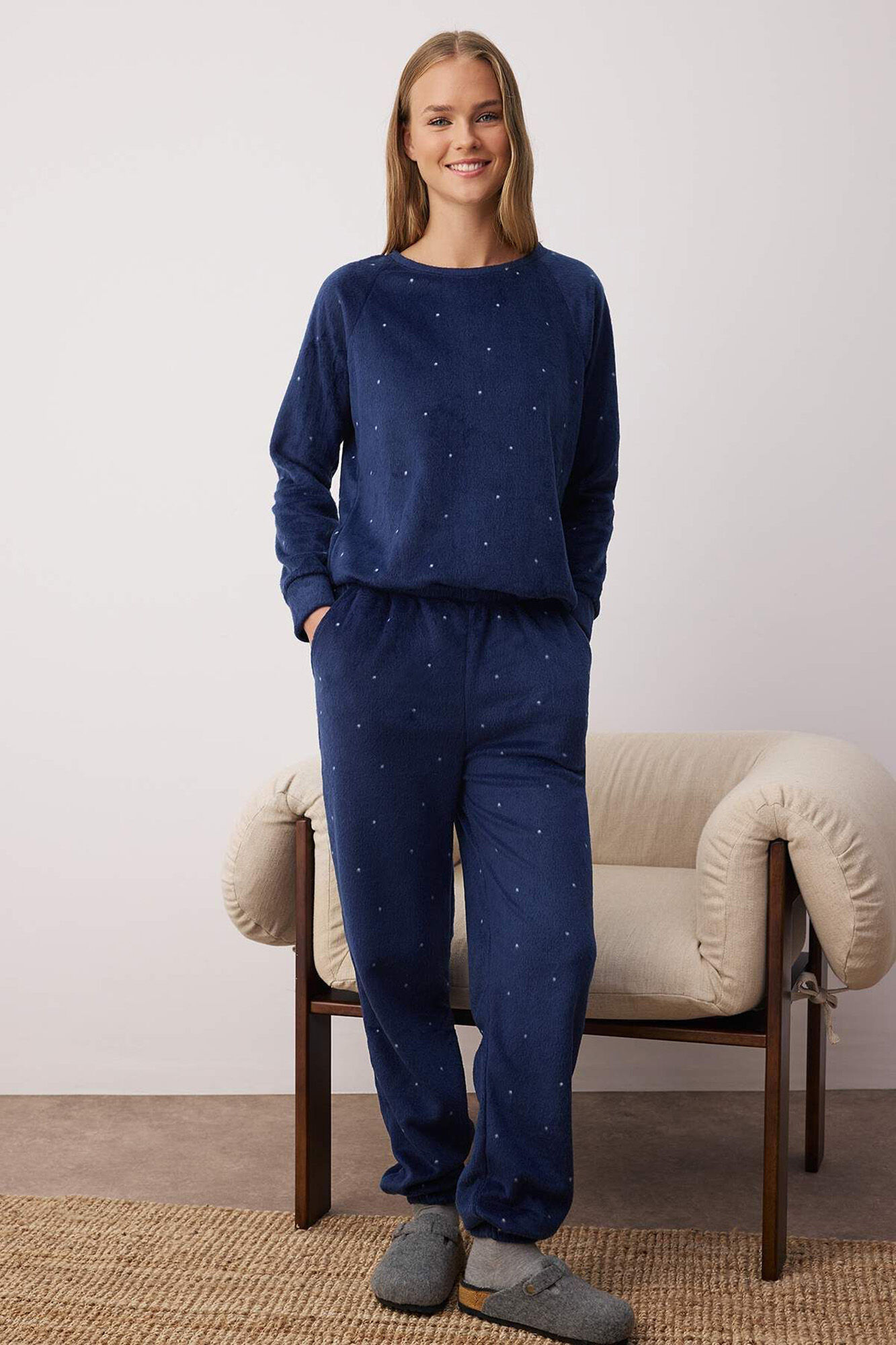 Trendyol Conjunto pijama polar azul lunares&nbsp;