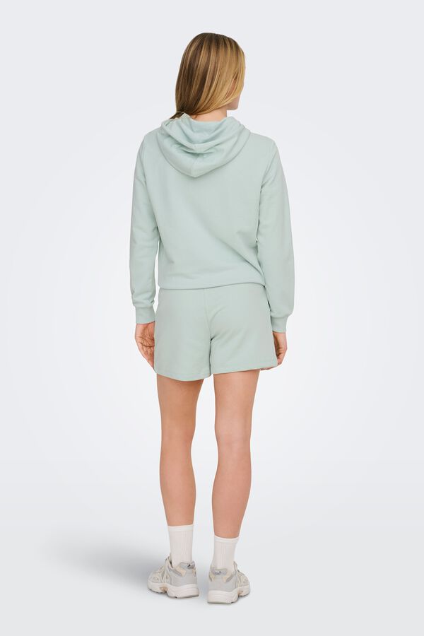 Only Play Pantal&oacute;n corto de ch&aacute;ndal gris