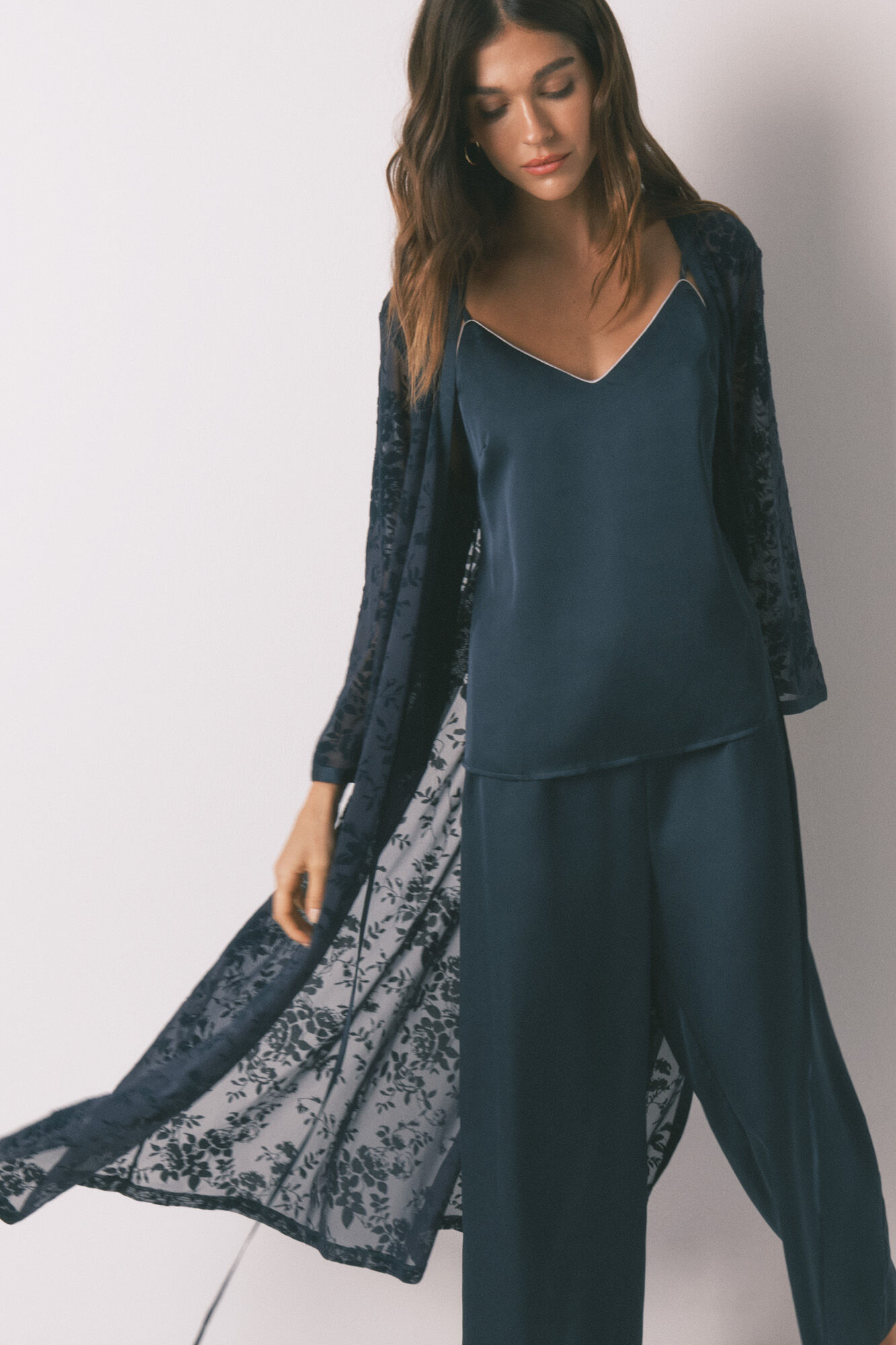 Women'secret Long loose blue satin robe