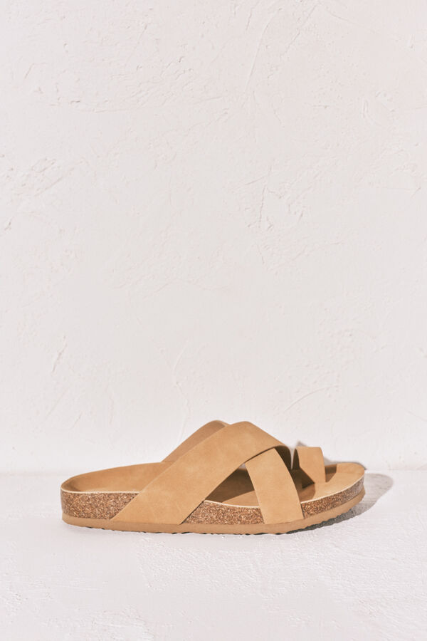 Women'secret Bež sandale sa ukr&scaron;tenim kai&scaron;evima Braon