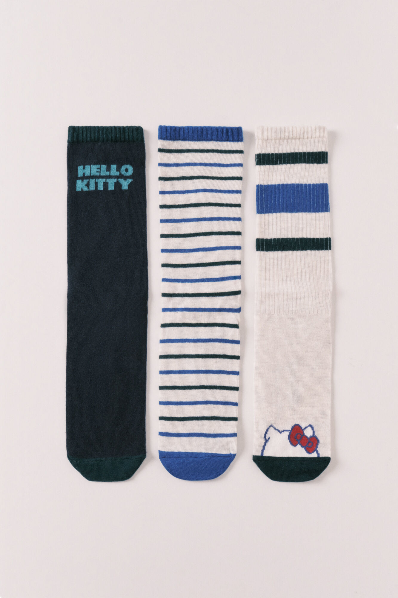 Women'secret Pakovanje od 3 para dugih čarapa sa Hello Kitty printom
